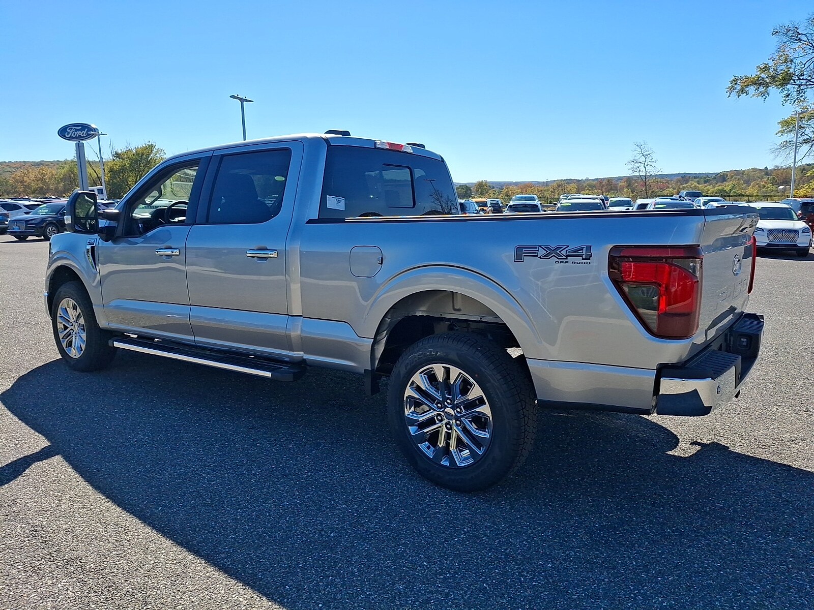 2025 Ford F-150 XLT photo 3