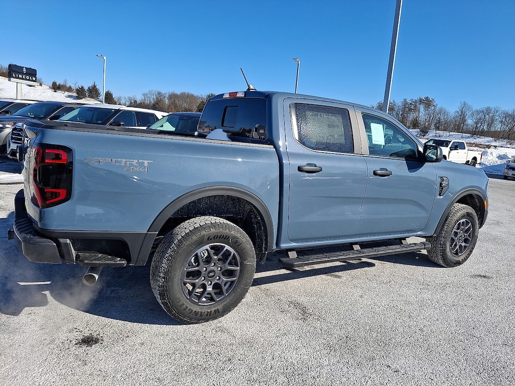 New 2025 Ford Ranger XLT XLT 4WD SUPERCREW 5 BOX