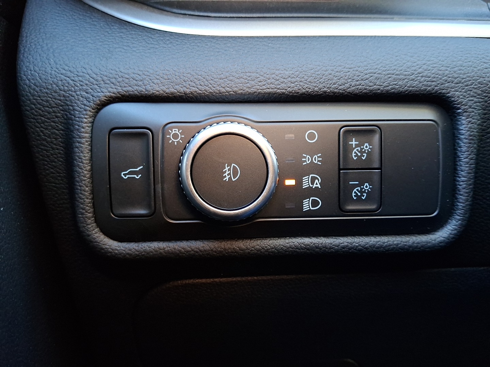 2022 Ford Explorer XLT - Photo 27