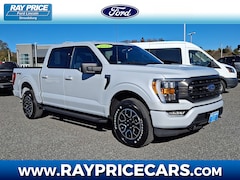 2022 Ford F-150 XLT Truck SuperCrew Cab