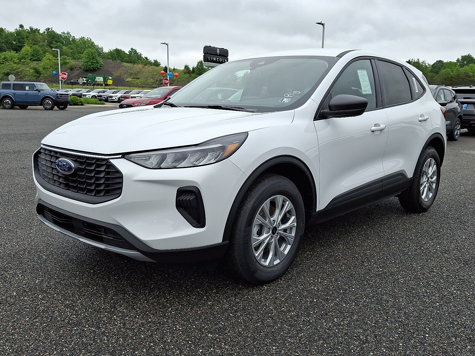 2025 Ford Escape Active photo 2