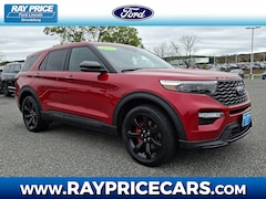 2022 Ford Explorer ST SUV