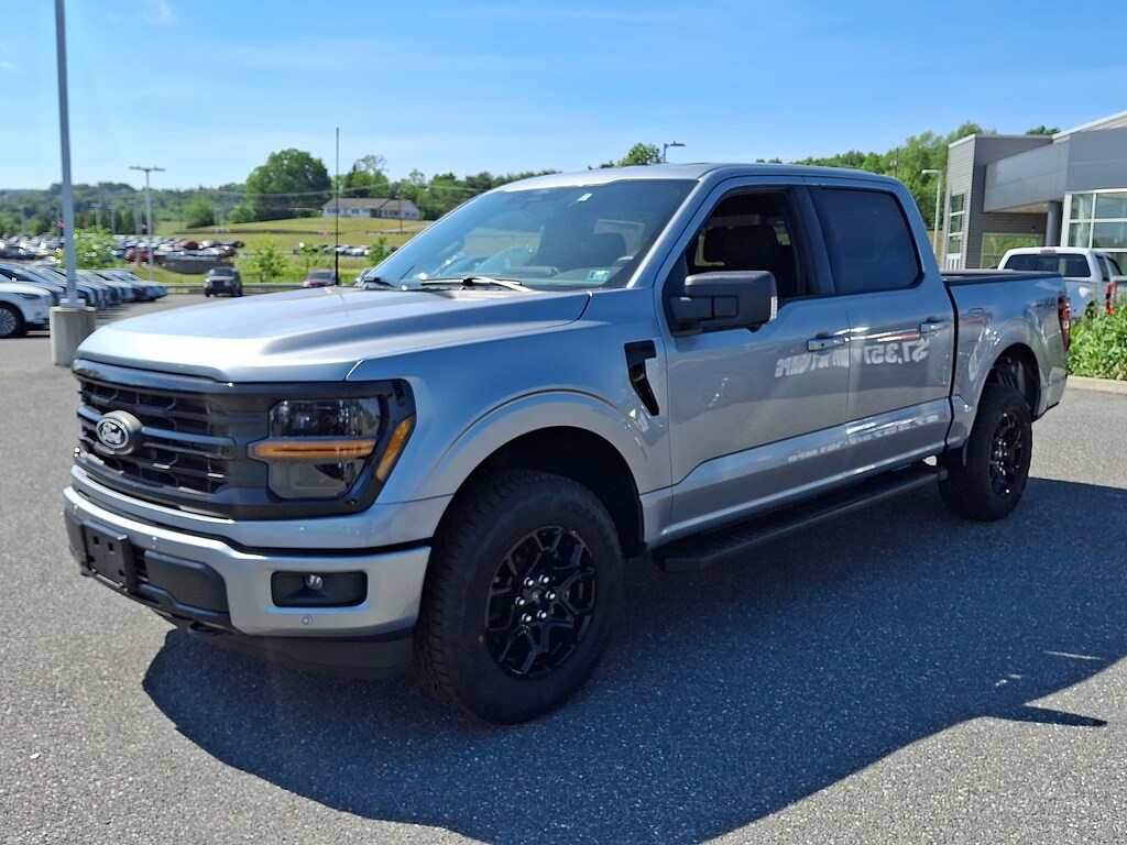 New 2026 Ford F-150 XLT XLT 4WD SUPERCREW