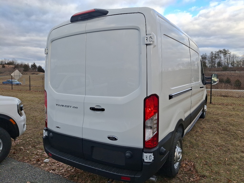 New 2024 Ford Transit-250 Cargo T-250 148 MED RF 9070 GV Full-size Cargo Van