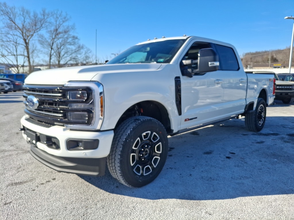 New 2026 Ford F-350 Platinum PLATINUM 4WD CREW CAB