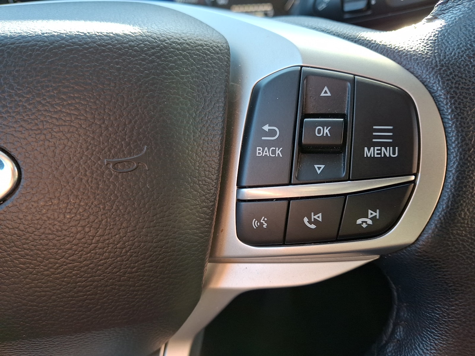 2022 Ford Explorer XLT - Photo 23