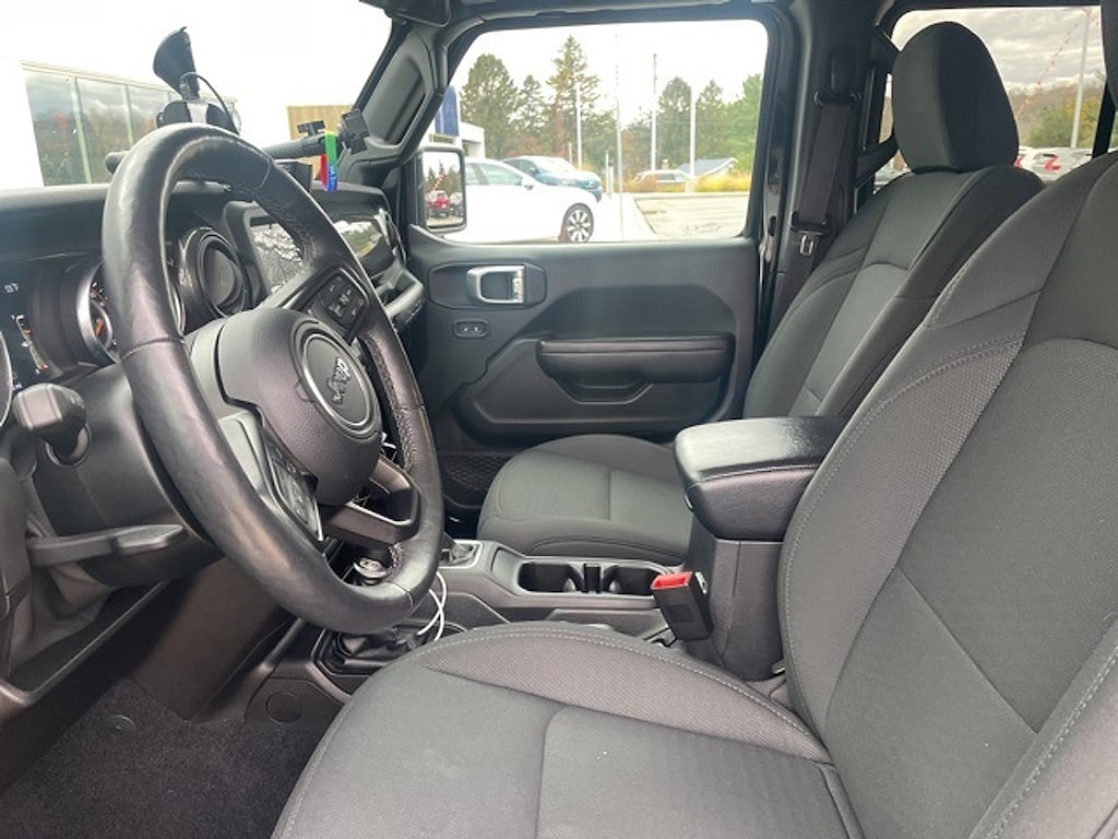 Used 2020 Jeep Wrangler Unlimited Sport Altitude 4X4 SUV