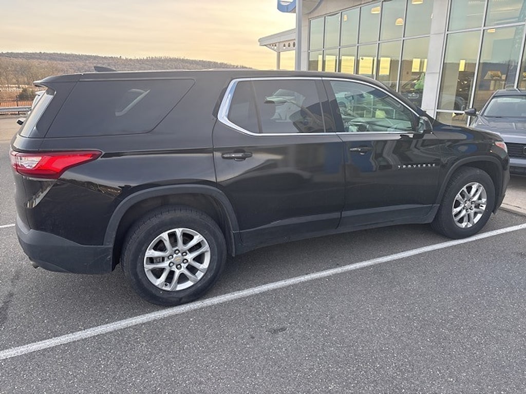 Used 2019 Chevrolet Traverse LS SUV