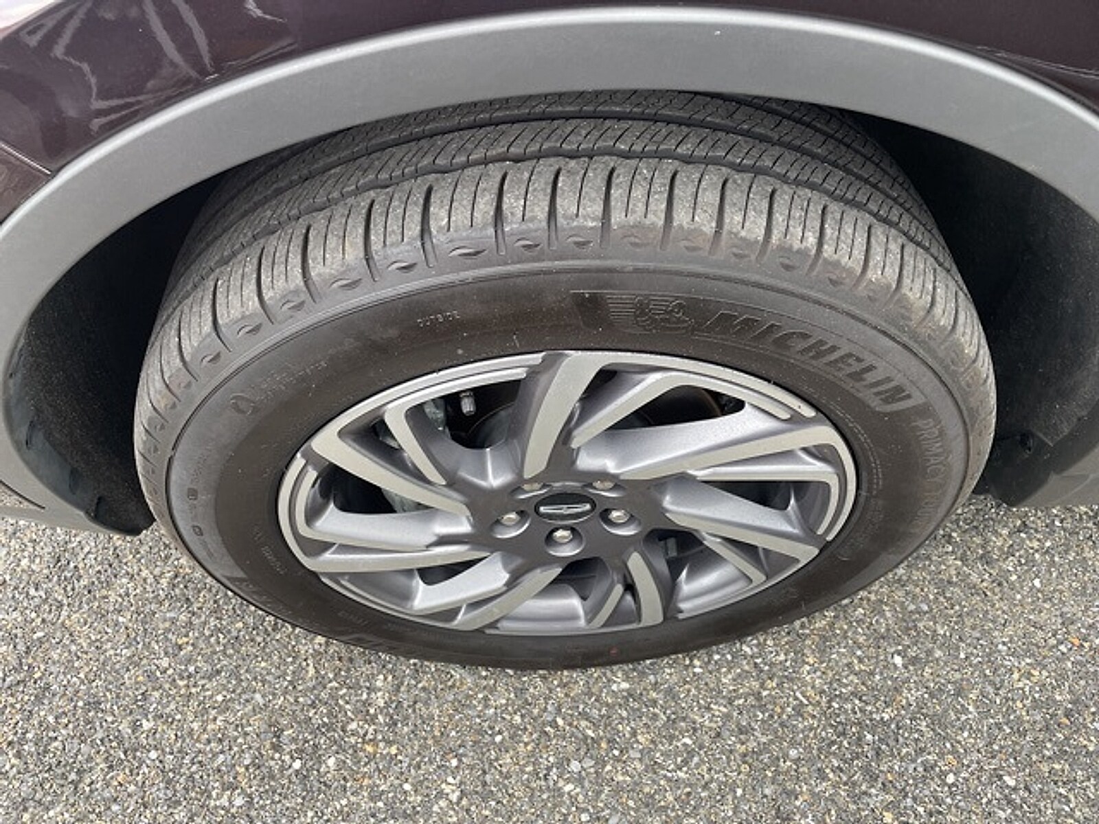 2023 Lincoln Corsair Standard photo 4