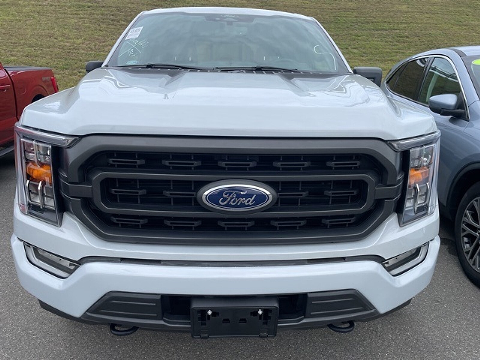 2022 Ford F-150 XLT photo 2