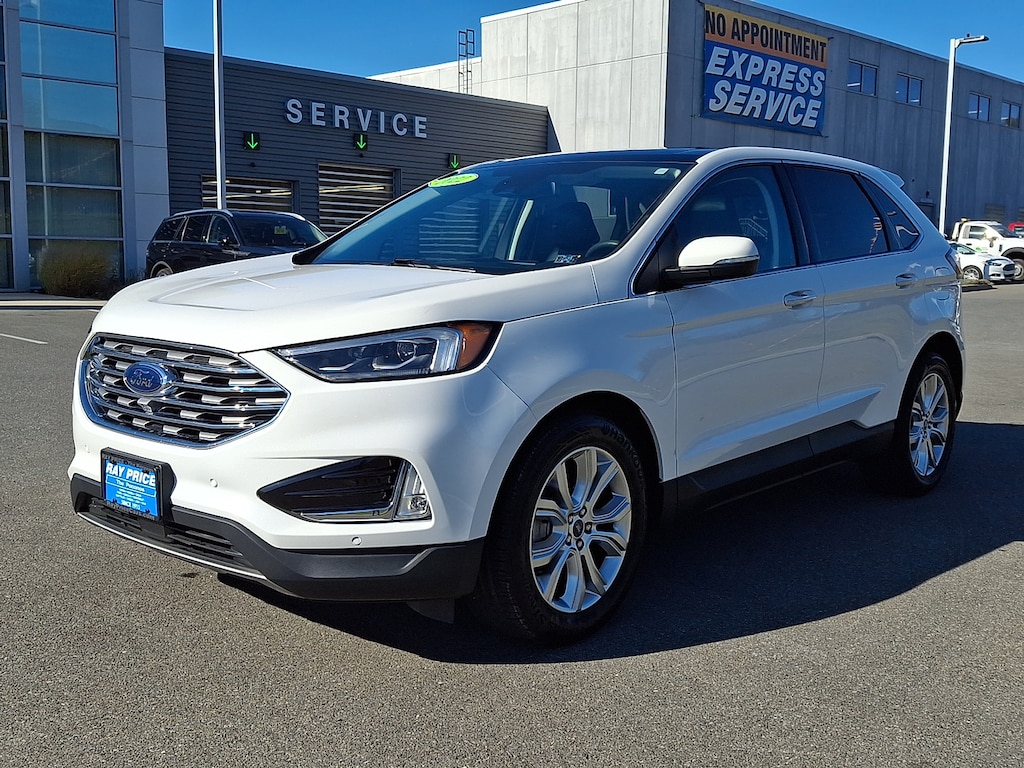 Certified 2022 Ford Edge Titanium SUV