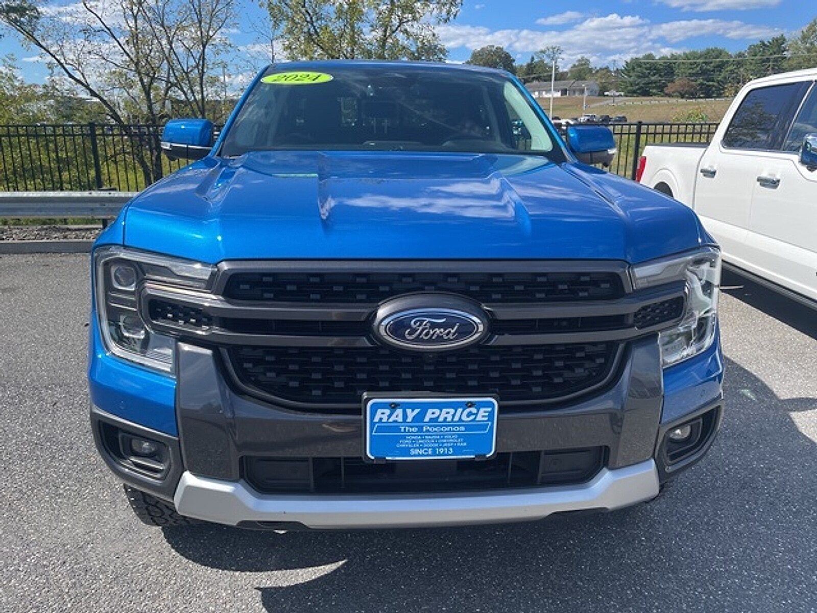 2024 Ford Ranger Lariat photo 2