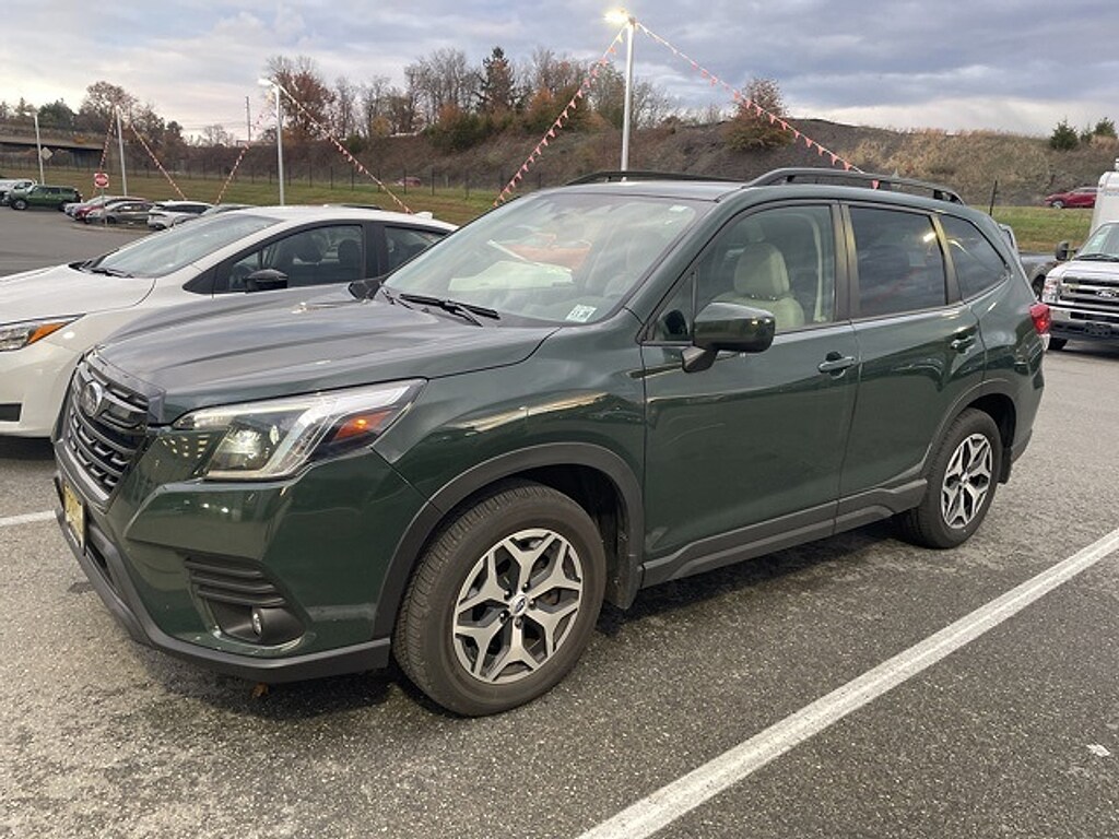 Used 2024 Subaru Forester Premium SUV