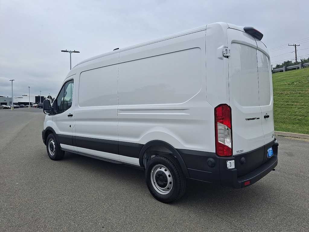 New 2026 Ford Transit-250 Cargo Cargo Van T-250 148 MED RF 9150 GV