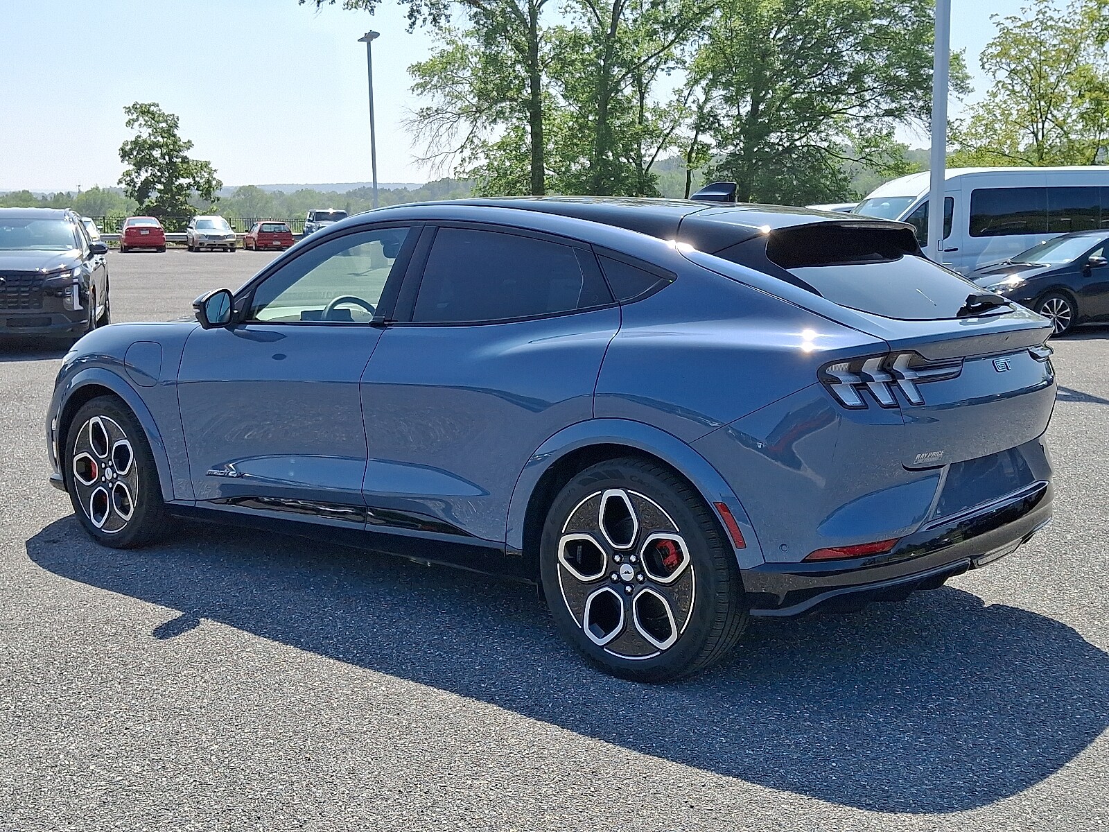 2023 Ford Mustang Mach-E GT photo 3