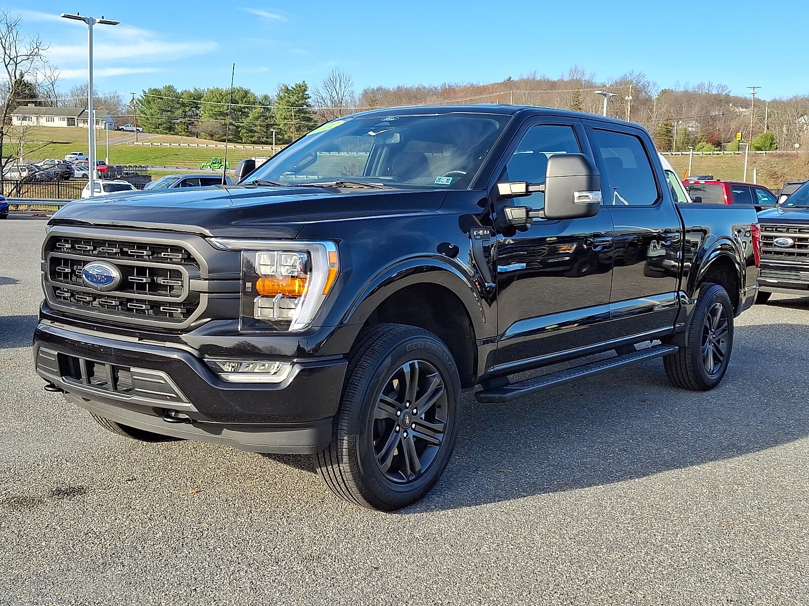 2022 Ford F-150 XLT photo 3