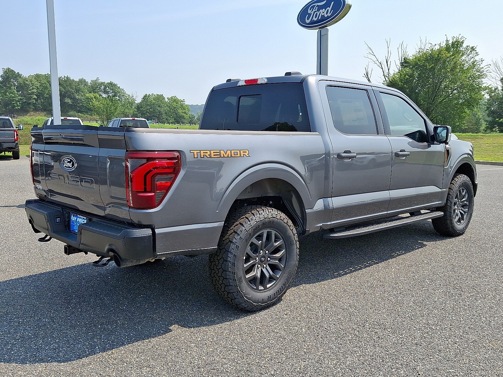2025 Ford F-150 Tremor photo 3