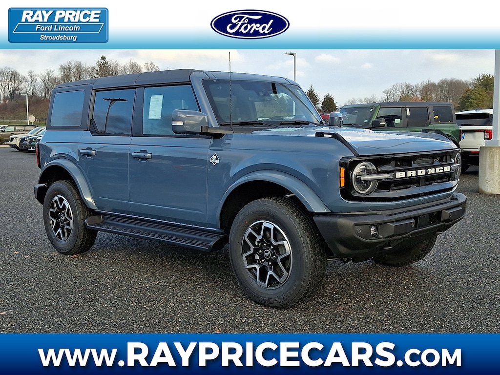 New 2025 Ford Bronco Outer Banks OUTER BANKS 4X4