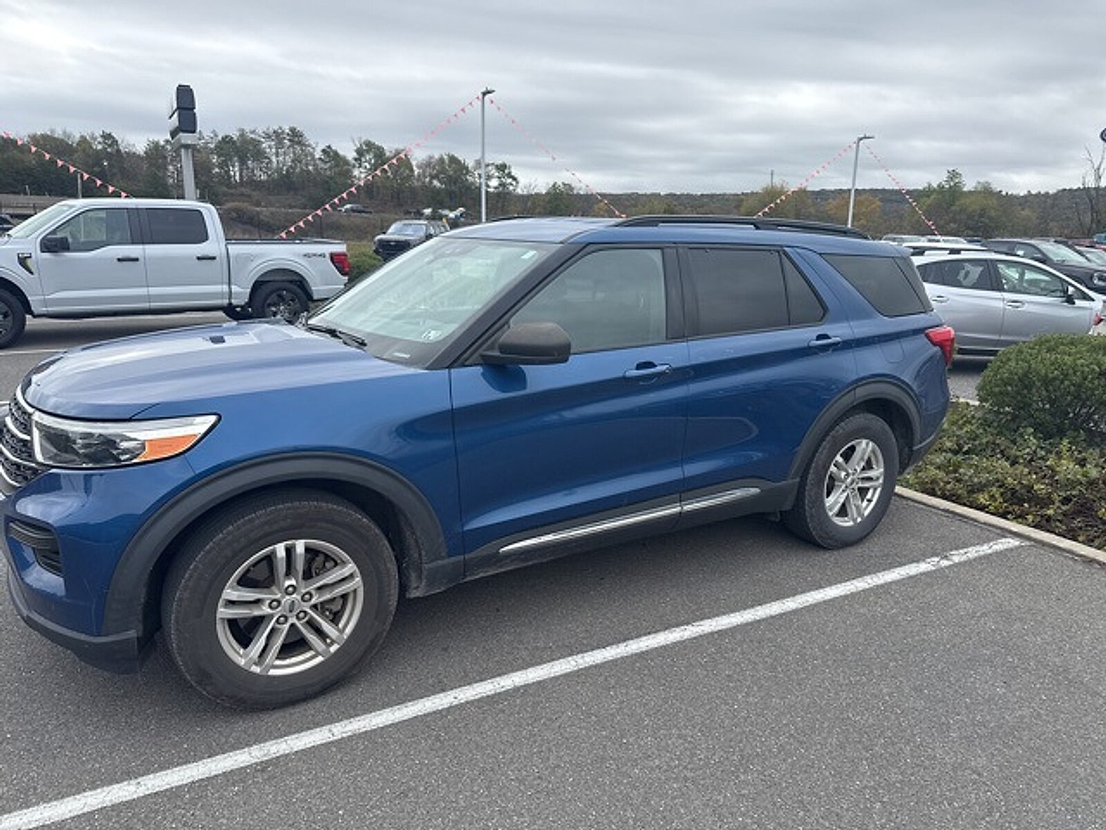 2020 Ford Explorer XLT photo 4