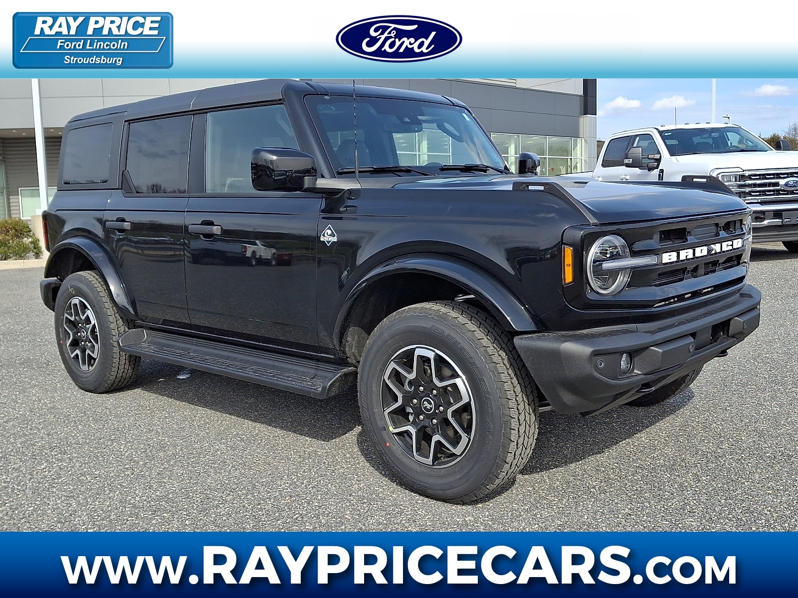 2026 Ford Bronco OUTER BANKS 4X4 