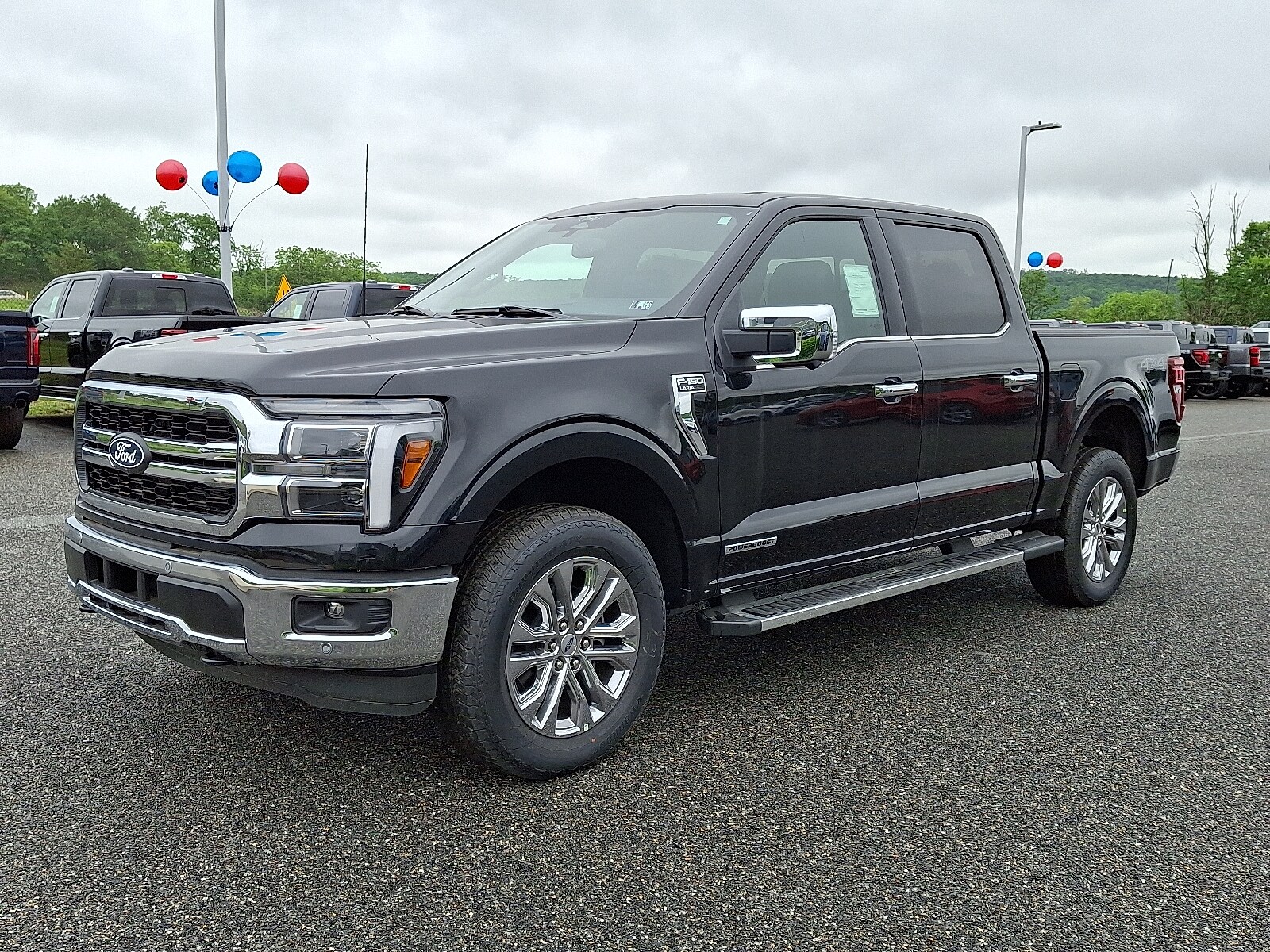 2025 Ford F-150 Lariat photo 2
