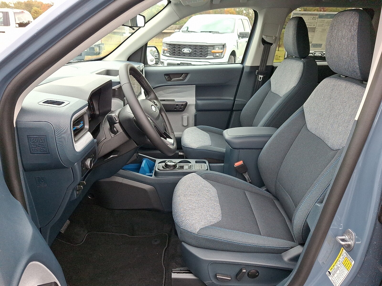 2025 Ford Maverick XLT - Photo 9