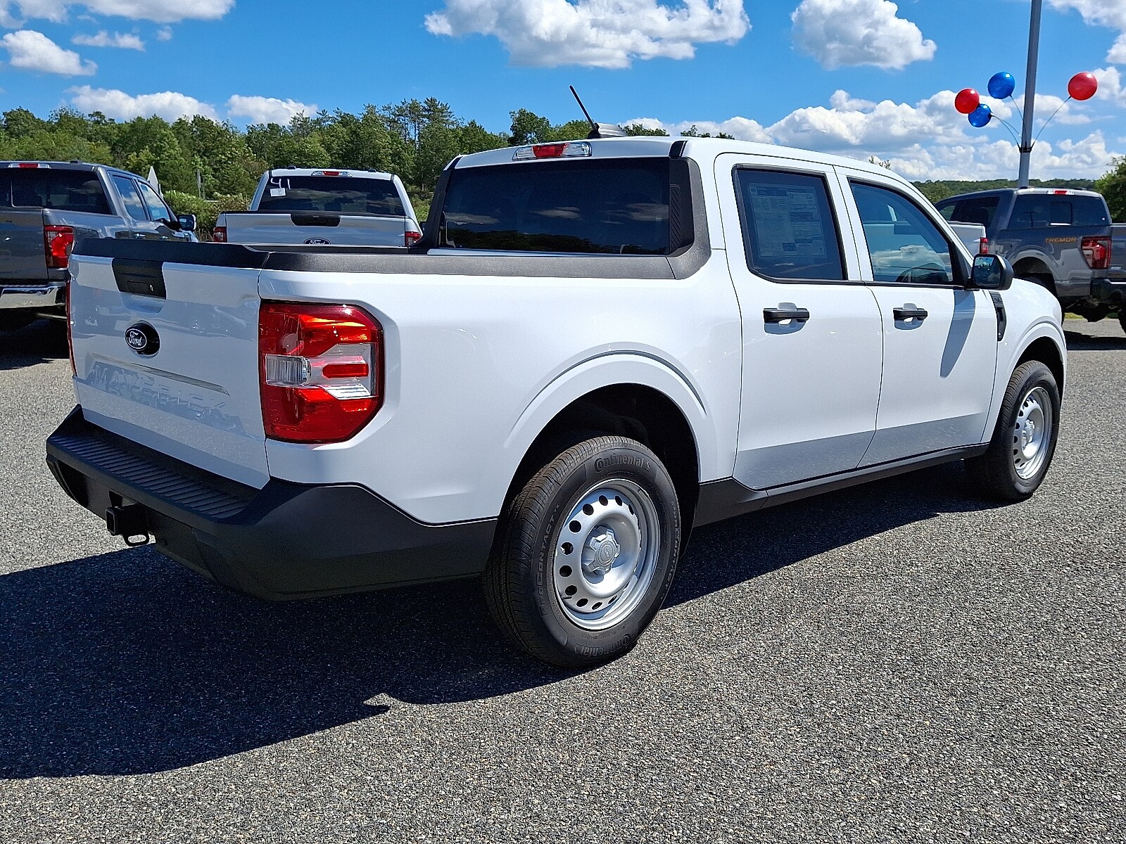 2025 Ford Maverick XL photo 2