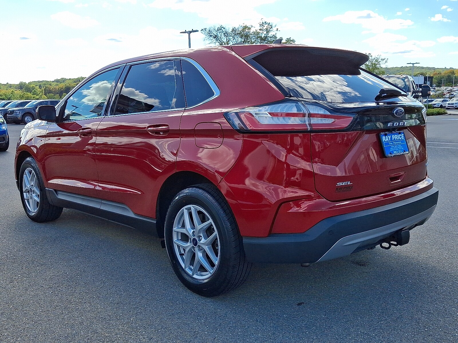 2022 Ford Edge SEL photo 4