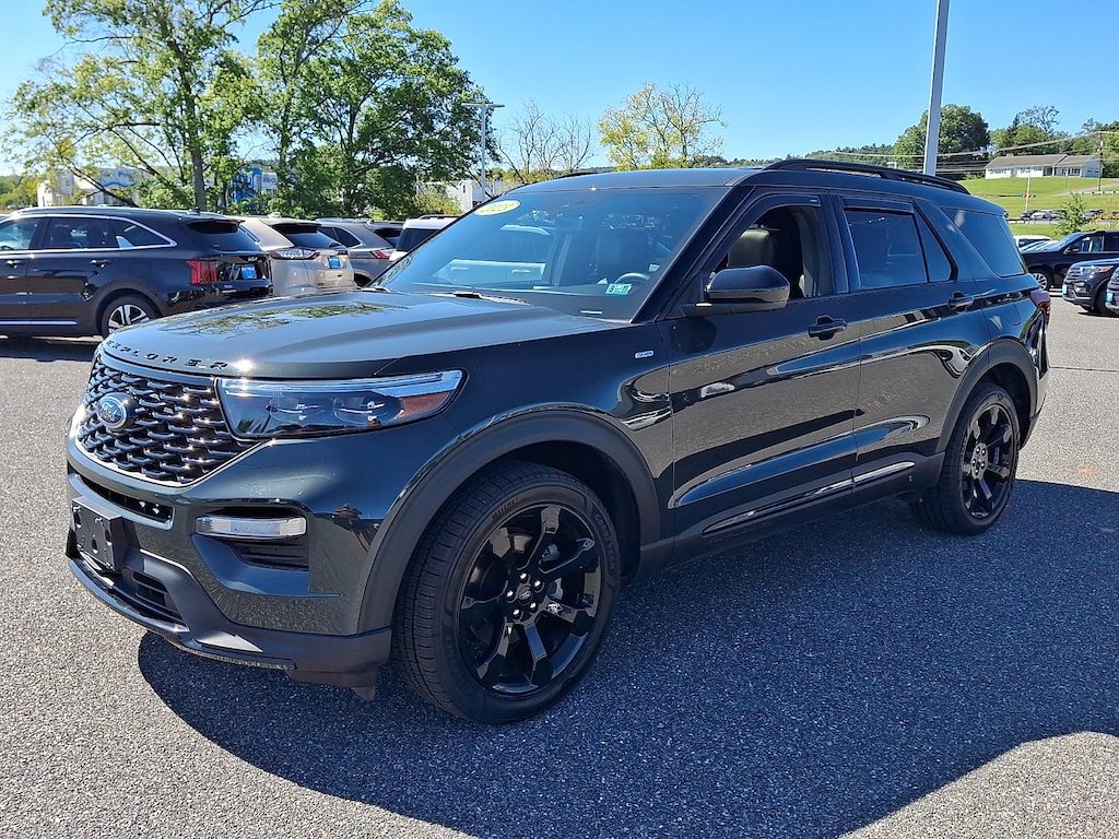 Certified 2023 Ford Explorer ST-Line SUV