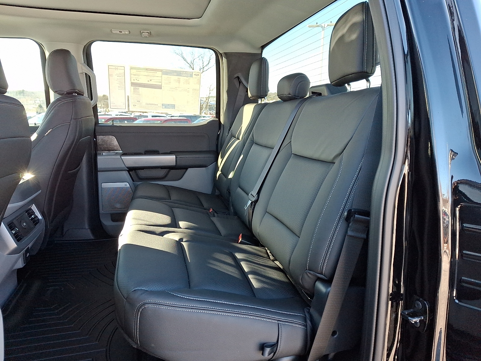 2026 Ford F-250 Super Duty XLT - Photo 8