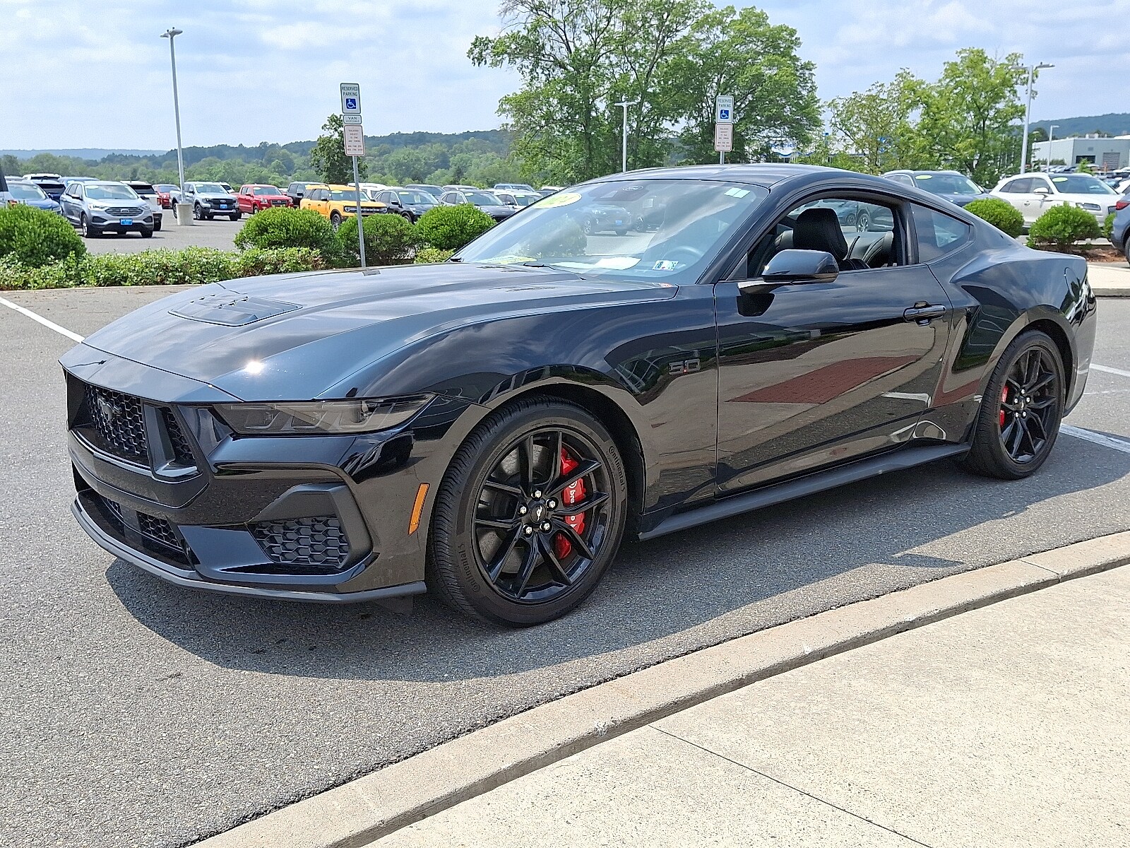 2024 Ford Mustang GT Premium photo 3