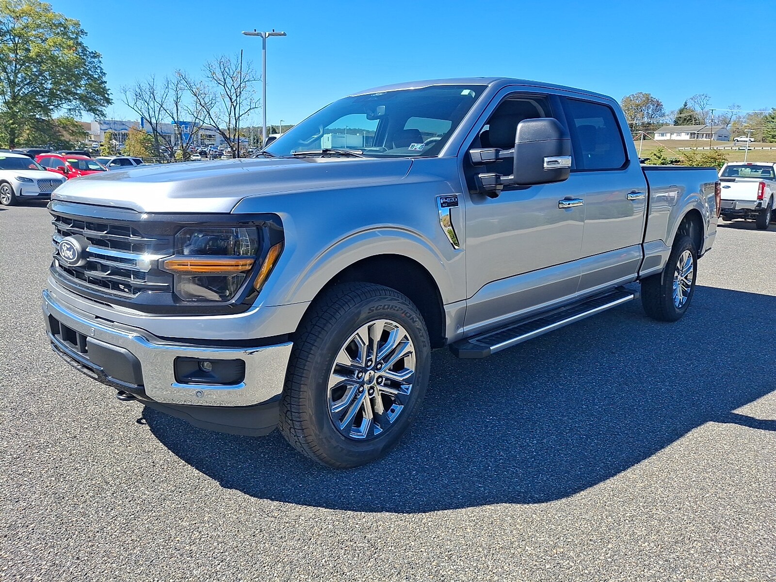 2025 Ford F-150 XLT photo 2