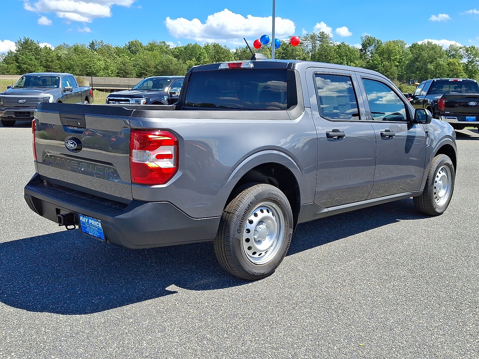2025 Ford Maverick XL photo 3
