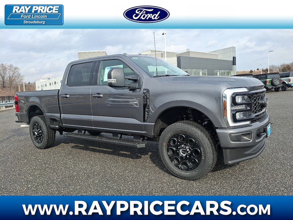New 2025 Ford F-350 XLT XLT 4WD CREW CAB