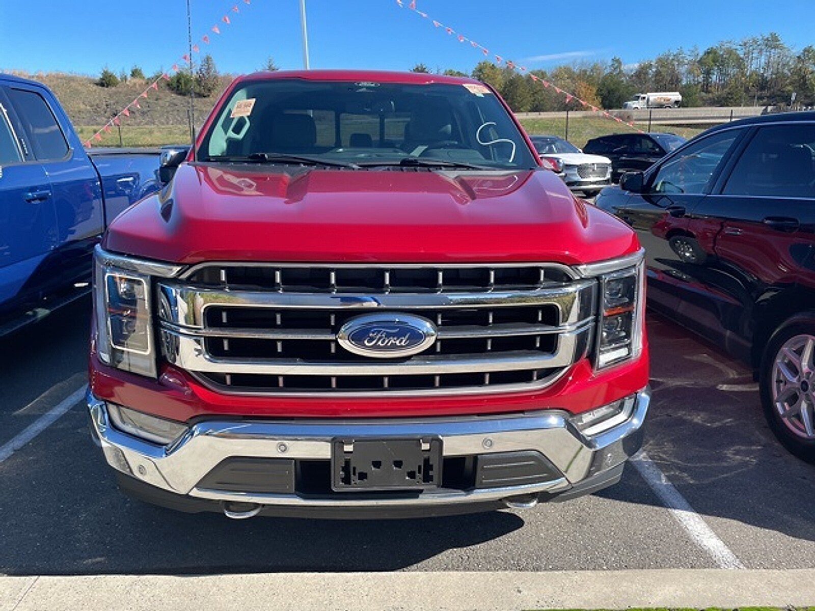 2022 Ford F-150 Lariat photo 2