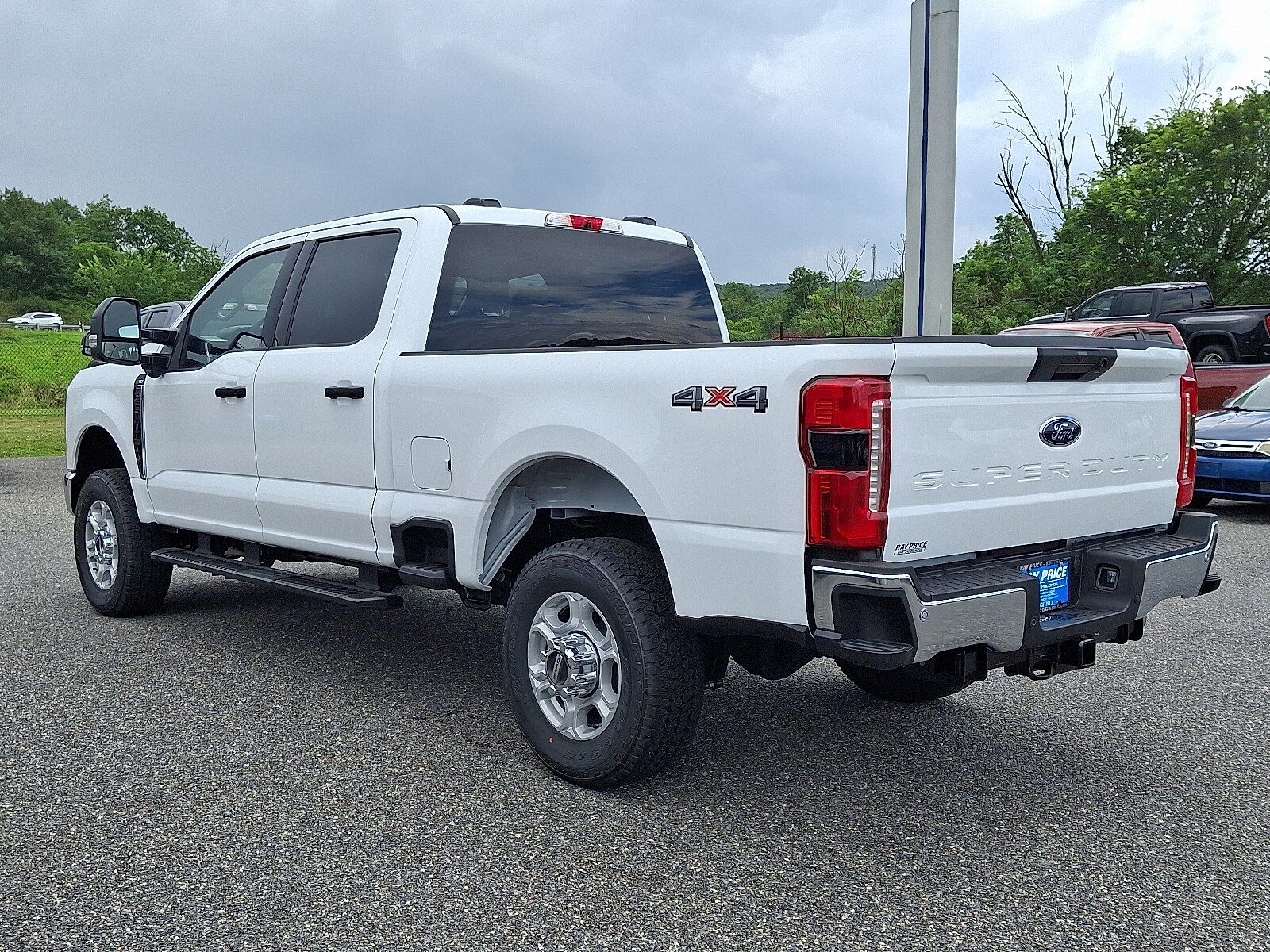 2025 Ford F-250 XLT photo 3