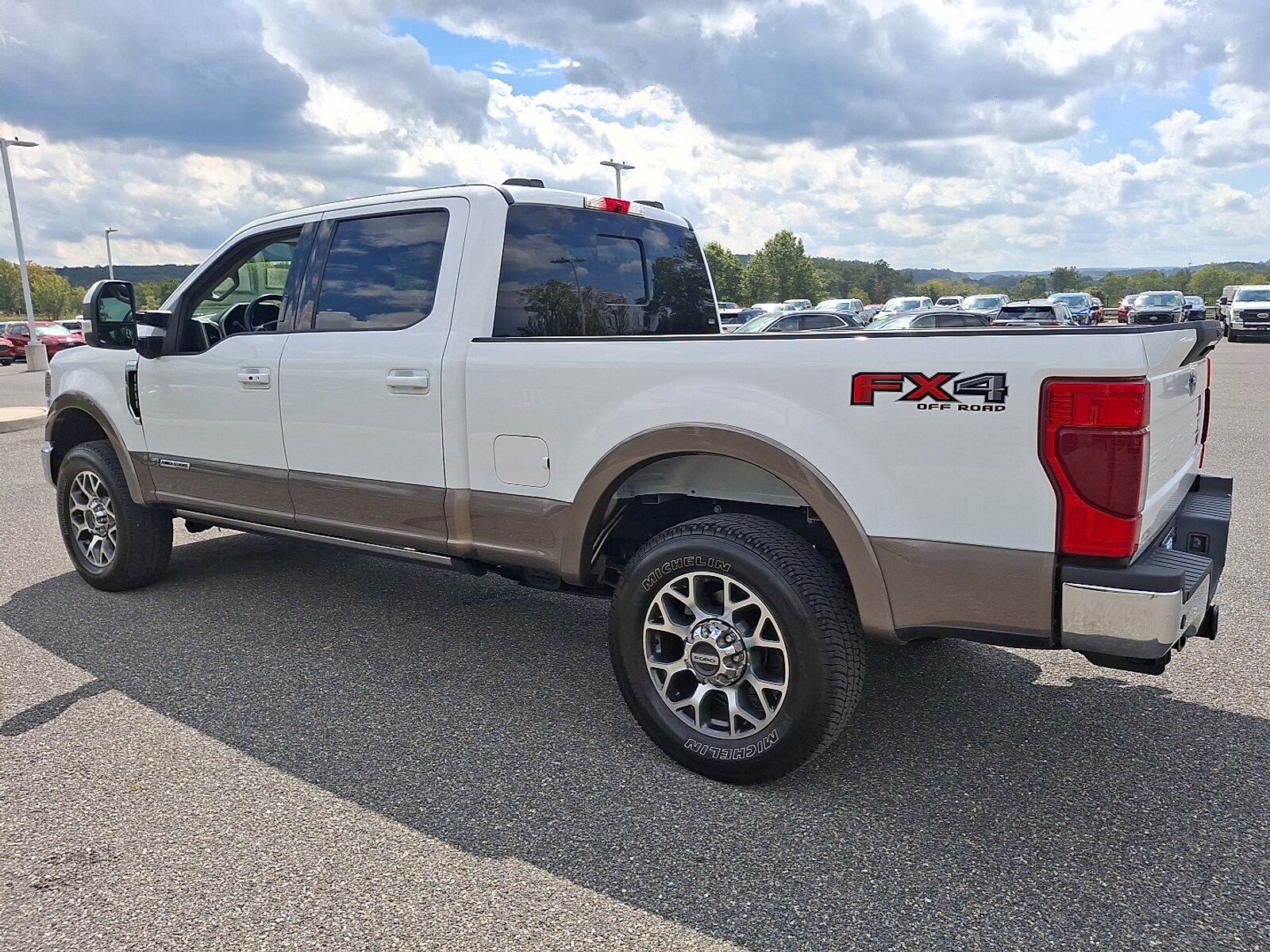 2021 Ford F-250 Lariat photo 4