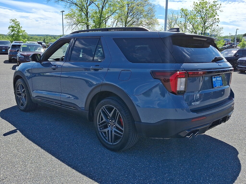 Used 2025 Ford Explorer ST SUV