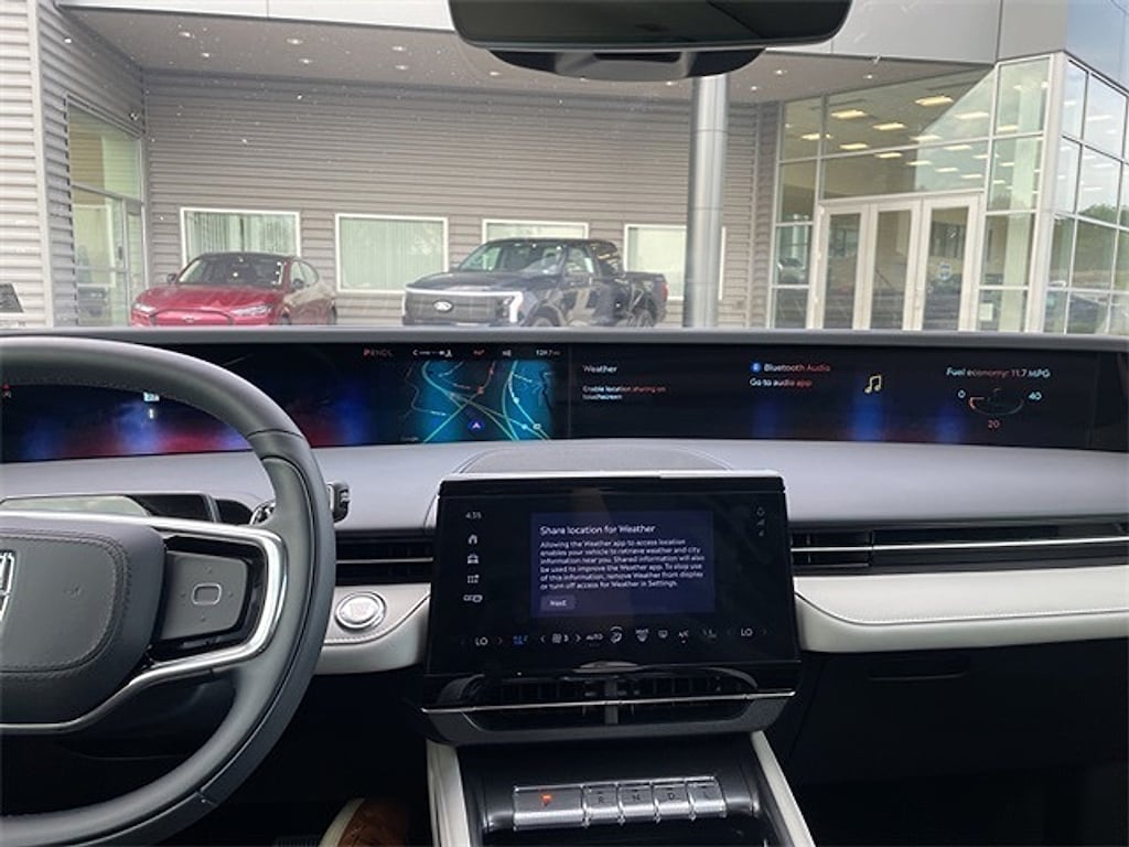 Certified 2025 Lincoln Nautilus Reserve SUV