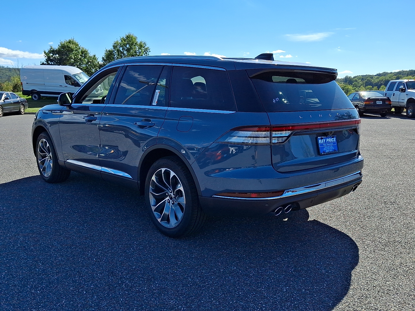 New 2027 Lincoln Aviator Premiere SUV