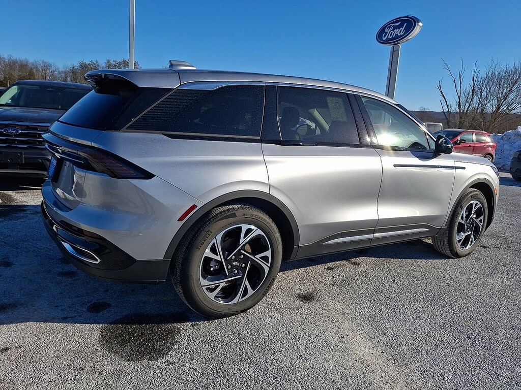 New 2026 Lincoln Nautilus Premiere SUV