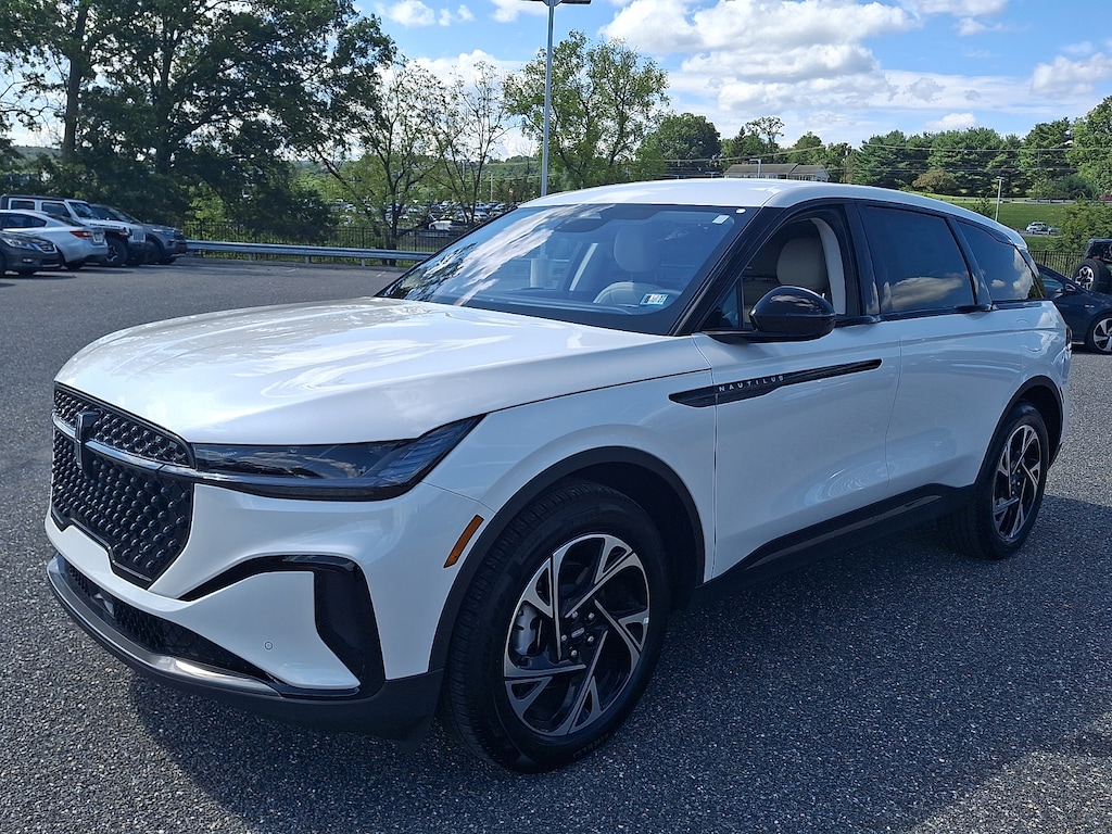 New 2026 Lincoln Nautilus Premiere SUV