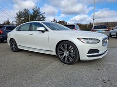 2025 Volvo S90 B6 Plus Sedan