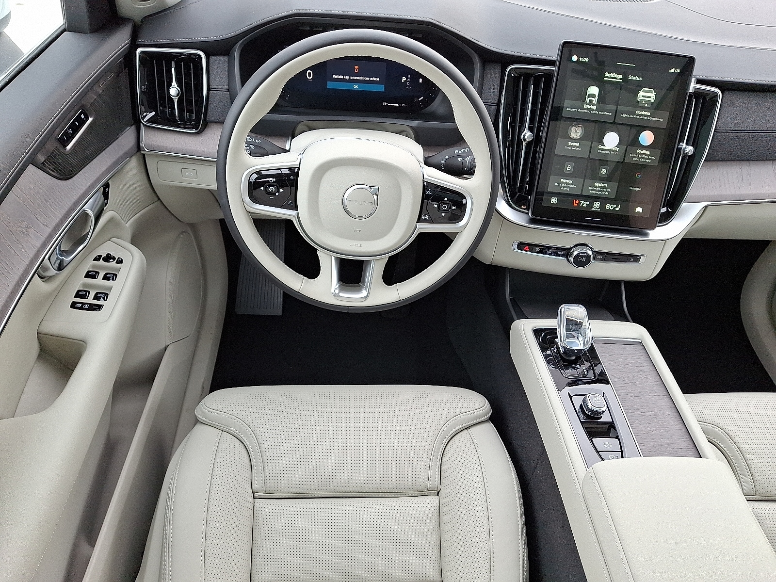 2026 Volvo XC90 Ultra - Photo 6