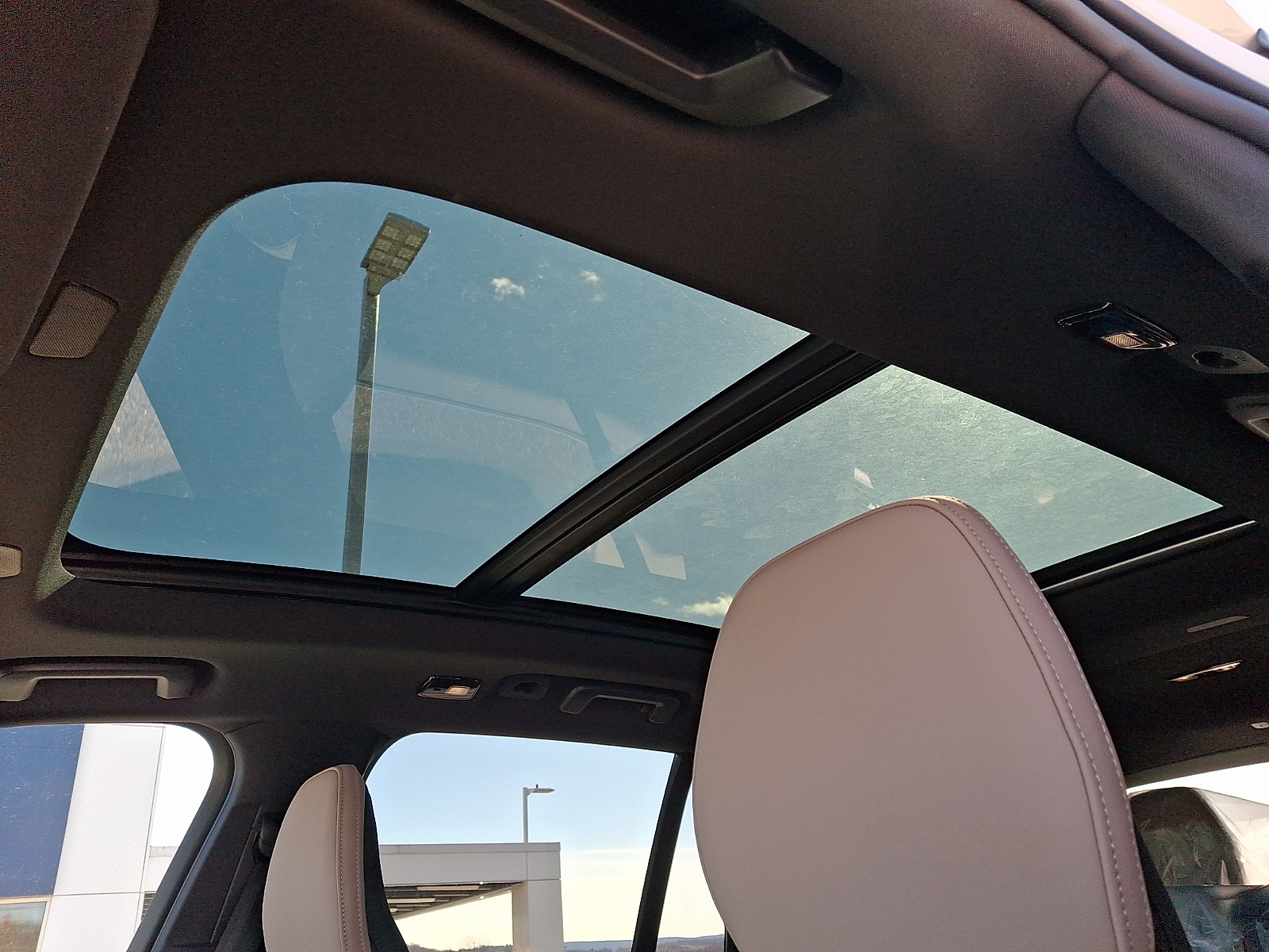 2026 Volvo XC90 Core - Photo 9