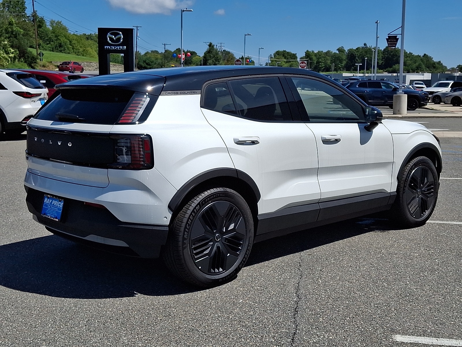 2026 Volvo EX30 Ultra - Photo 5