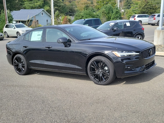 2024 Volvo S60 B5 Plus Black Edition Sedan