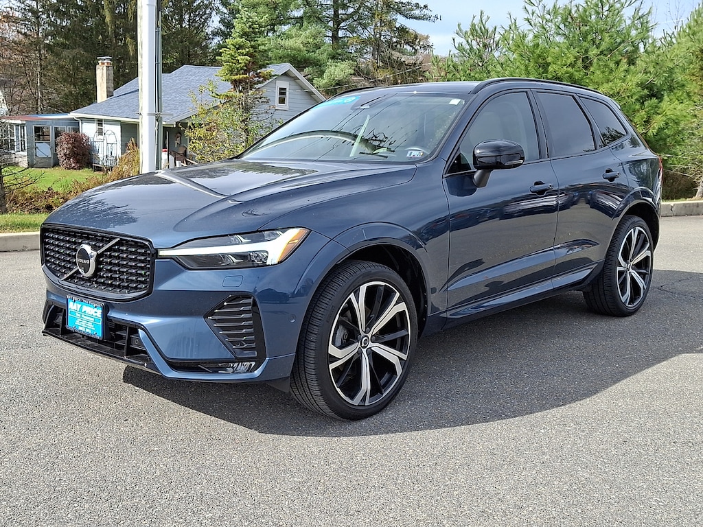 Certified 2024 Volvo XC60 B5 Ultimate Dark Theme Sport Utility