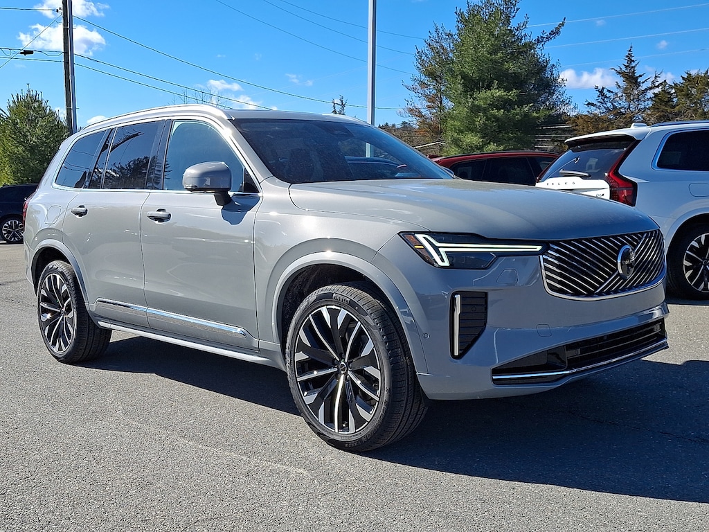 New 2026 Volvo XC90 B6 Plus 7-Seater SUV
