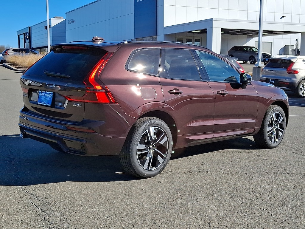 New 2026 Volvo XC60 B5 Plus SUV